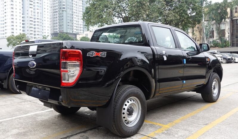 Hình Ảnh Ford Ranger XL 4x4 MT 2021 2022 mới màu đen tại ford Bình Thuận láng hạ
